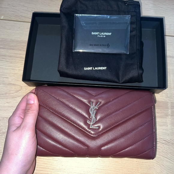 Burgundy YSL wallet - Picture 4 of 4